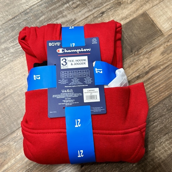 NWT • champion • boy’s 3 piece set - Picture 3 of 4